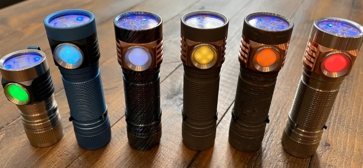 understanding-button-flashlights.jpg